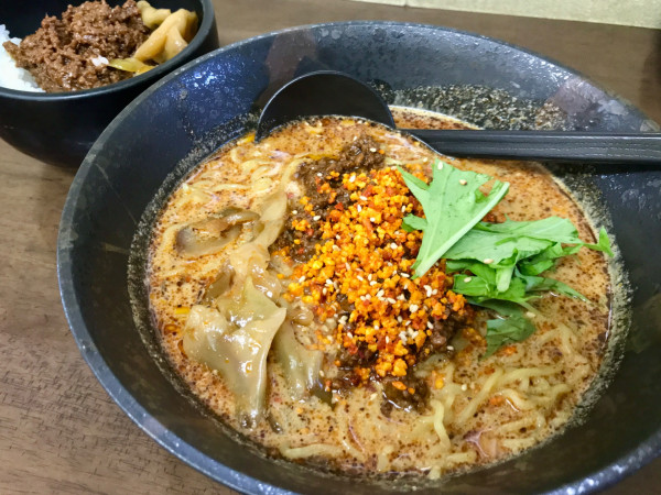 「辛口担々麺」@麺処 ごまやの写真