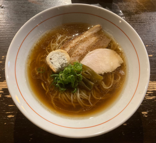 「ラーメン 880円」@真夜中ラーメンやまねこの写真