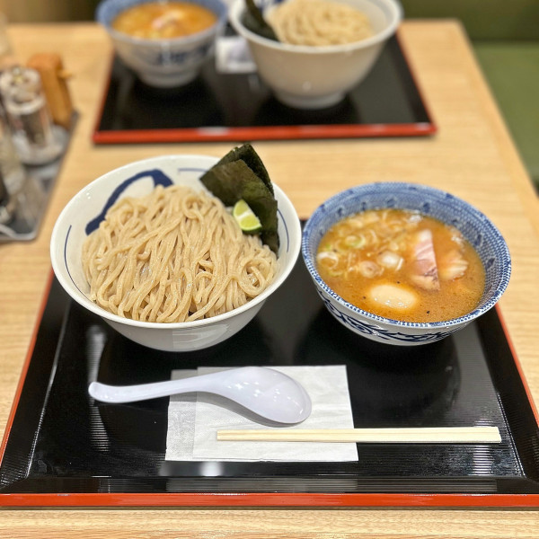 「濃厚特製つけ麺」@つじ田 Otemachi One店の写真