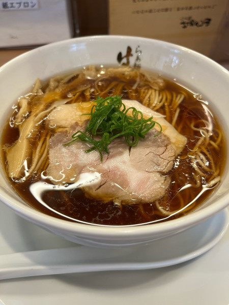 「醤油ラーメン」@らぁ麺 はやし田 入間店の写真