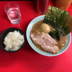 ラーメン＋味玉＋ライス小