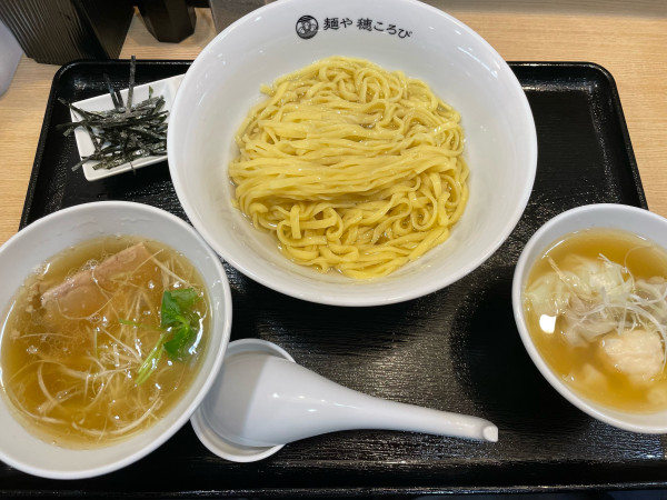 「ミックスワンタンつけ麺白」@麺や 穂ころびの写真