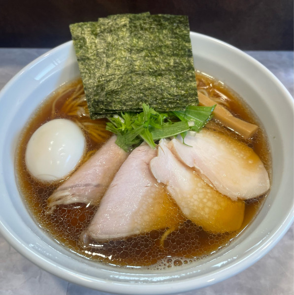 「全乗醤油らーめん」@麺響万蕾の写真