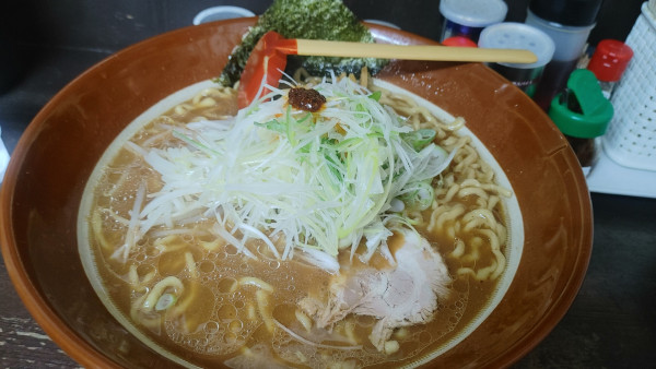 「味噌(太麺)・ペンタ(5玉)・ピリ辛ネギ ¥1,200」@こしょうやの写真