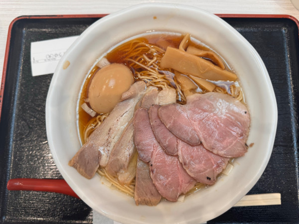 「特製鶏だし醤油らーめん（大盛）」@麺処 景虎 produced by ほん田の写真