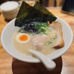 極・白丸元味（バリカタ￥1290）