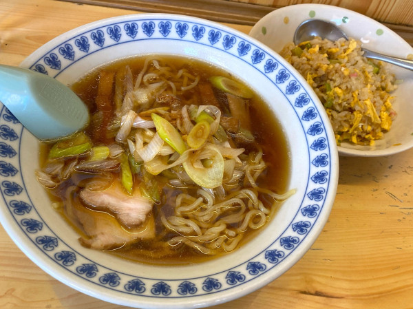 「９ 炒めねぎラーメン（ミニ）五目チャーハン 800円」@前橋城の写真