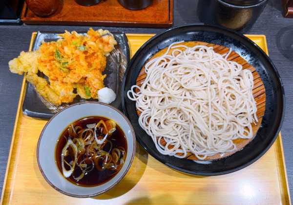 「春盛り天せいろ(600円)」@小諸そば EQUiA 北千住店の写真