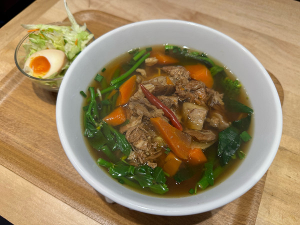 「羊肉麺　900円」@宝味八萬の写真