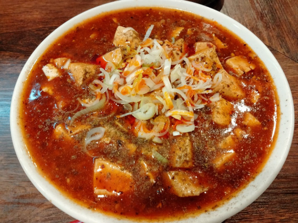 「麻婆麺（細麺）」@元祖打卤麺 香辣居 8号店の写真