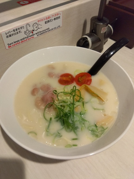 「鶏白湯ラーメン」@魚べい 石岡店の写真