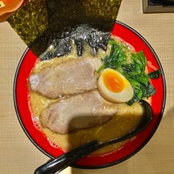 昇らーめん:850円、小ライス:120円