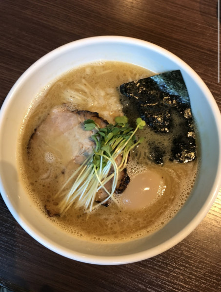 「濃厚中華そば」@自家製麺 まかないへきるの写真