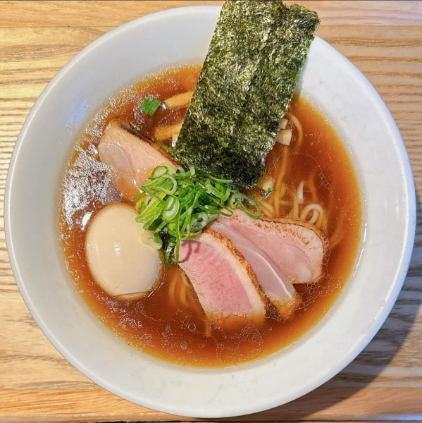 「特製最上鴨中華蕎麦（醤油）」@鴨出汁中華蕎麦 麺屋yoshikiの写真