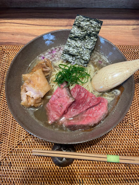 「夢に出てきた中華そば(2000円)」@Dad's Ramen 夢にでてきた中華そばの写真