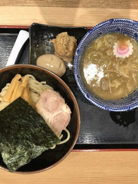 「特製つけ麺」@舎鈴 JRさいたま新都心ビル店の写真