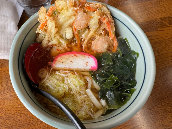 「かき揚げうどん」@信州伊那国際ゴルフクラブの写真