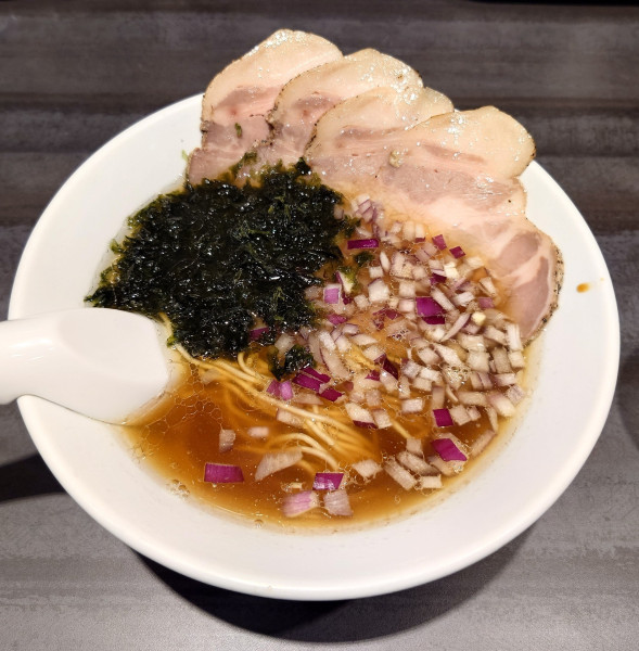 「淡麗チャーシュー麺(1250円)」@麺や べらぼうの写真