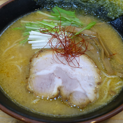 らーめん ともえ商店の画像