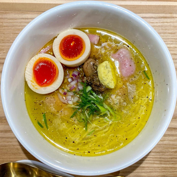 「味玉濃香トリュフの鶏塩中華そば 並 ¥1,100」@MENDOKORO TOMO Premiumの写真