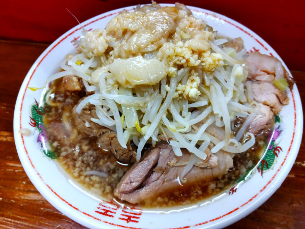 「ラーメン＋ブタ」@ザ・ラーメンスモールアックスの写真