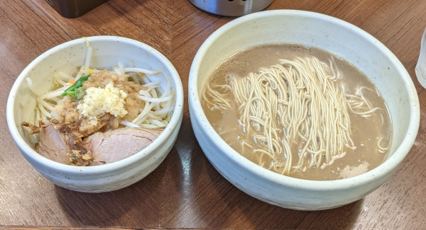 「博多風ラーメン + スタベジ」@麺処 一笑の写真