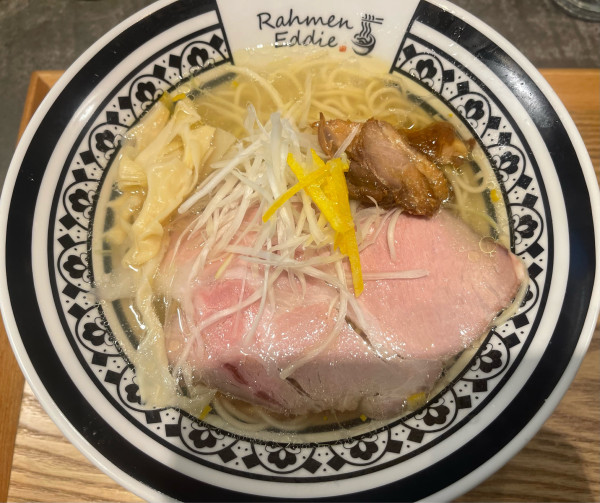 「ゆず塩ラーメン」@Rahmen Eddie 新宿御苑の写真