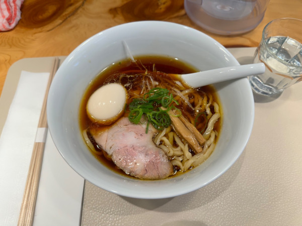 「味玉醤油らーめん 1500円」@燎の写真