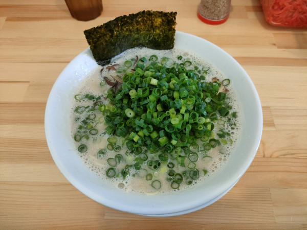「ノーマルバリカタネギボンバー　満腹セット　1100円」@とんこつラーメン44の写真