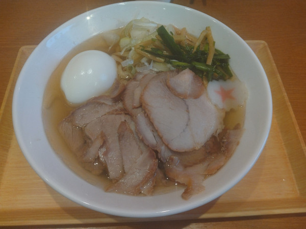 「塩マッスルラーメン(ポーク)¥880+半熟ゆで玉子¥100-」@スターマッスルの写真