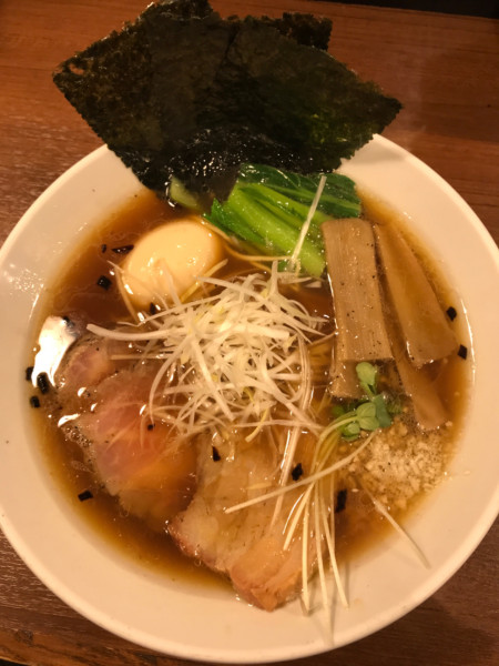 「特製醤油ラーメン」@自家製麺 麺処 東行の写真