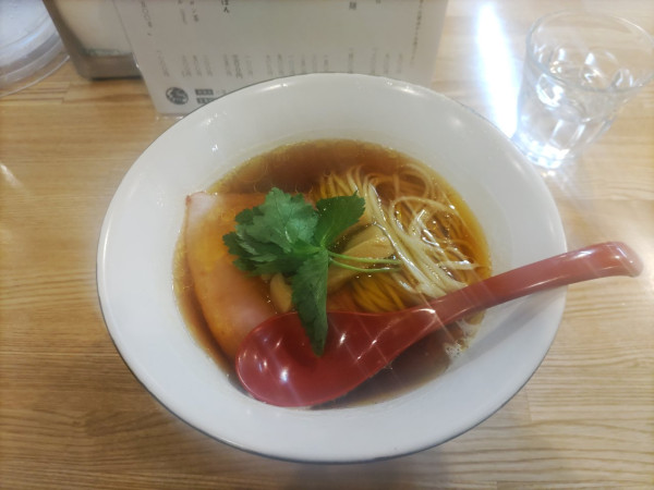 「中華そば(竹)醤油」@自家製麺 くろ松の写真