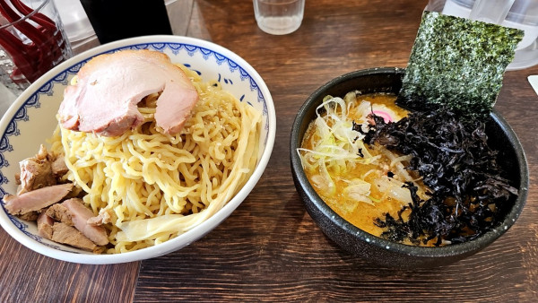 「味噌つけ麺【メガ】＋岩海苔」@味噌ラーメン 雪ぐにの写真