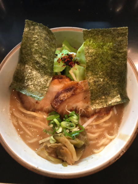 「特濃魚介豚骨らーめん ライト」@麺家 うえだの写真