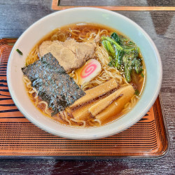 ラーメン（950円）＋もりせいろ手打ち（900円）