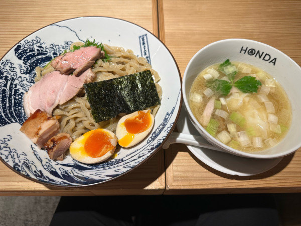 「自家製　手揉みつけ麺　特上　塩　大盛」@本田麺業 神田西口駅前店の写真