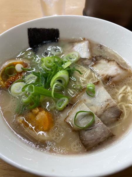 「モーニングチャーシューメン」@名代ラーメン亭 博多駅地下街店の写真