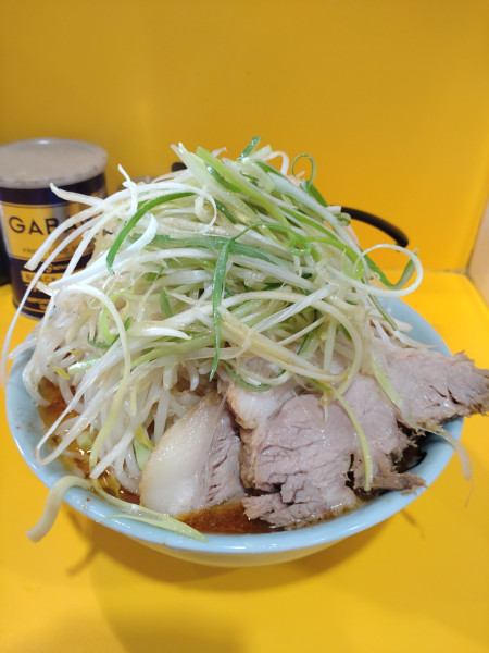 「小ラーメン　辛い奴　ネギ　ニンニク　アブラ」@ラーメン二郎 八王子野猿街道店2の写真