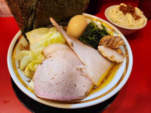 「特製ラーメン　ライスバー」@大輝家直系 麺屋 旭の写真