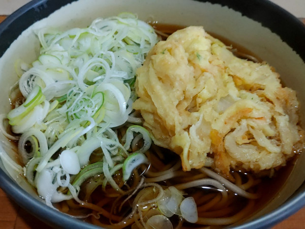 「天ぷらそば(440円)」@イイダヤ軒 松本駅前店の写真