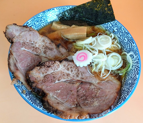 「Akkeyラーメン￥900＋大判チャーシュー￥100」@NEW Akkeyラーメンの写真