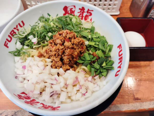 「ドラゴンまぜ麺」@博多風龍 高田馬場店の写真