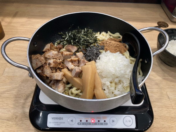 「焼き油そば」@麺屋 あびすけ 東山田店の写真