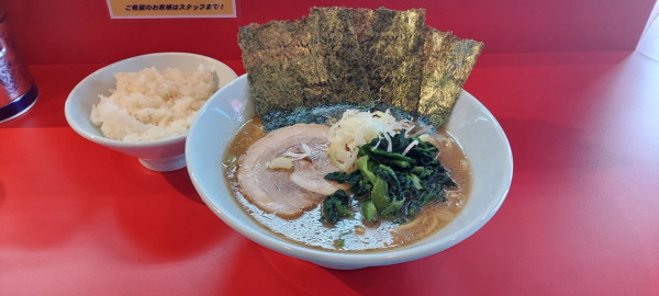 「ラーメン」@横浜ラーメン 徳栄家の写真