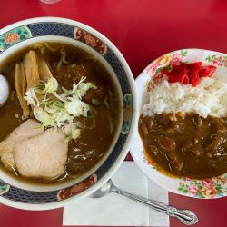 カレーラーメン¥900&ﾗﾝﾁｶﾚｰ¥200