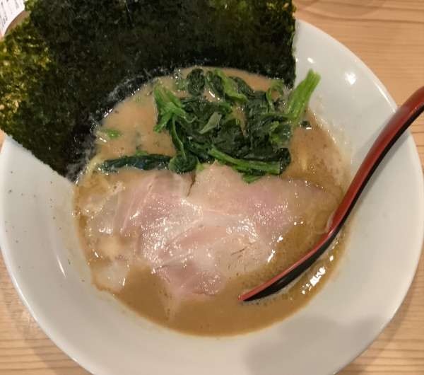 「極濃ラーメン」@極濃家系ラーメン 歩輝勇 センター北店の写真