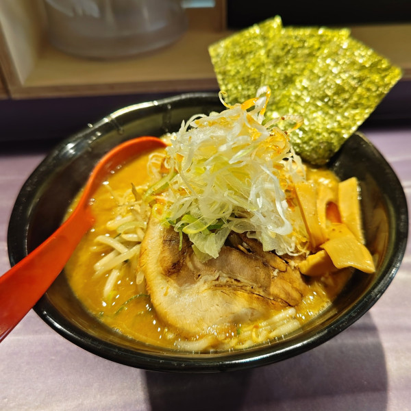 「辛味噌（野菜大盛）」@麺処 神田の写真