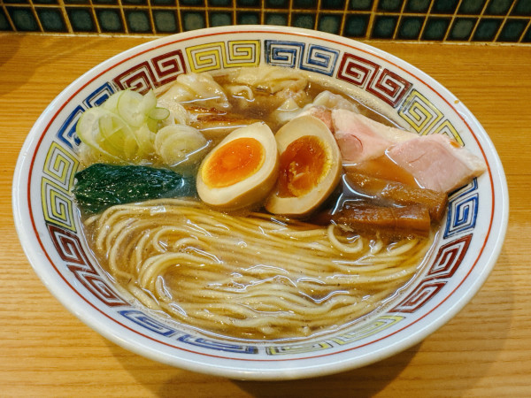 「特製中華そば」@ほっこり中華そば もつけの写真