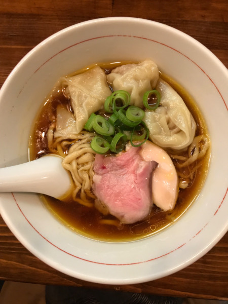 「手打ちわんたんめん」@らーめん かねかつの写真