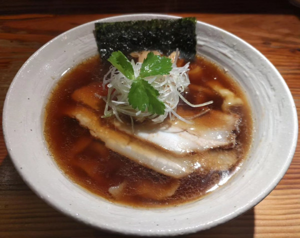 「醤油」@純手打ち 麺と未来の写真